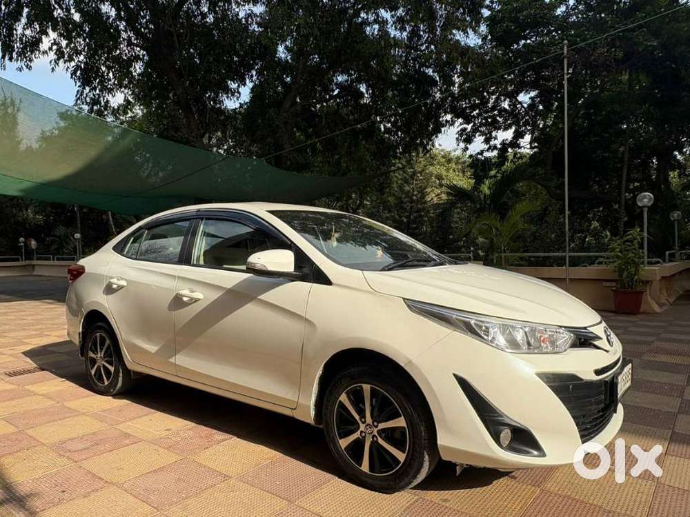 Toyota Yaris G Cvt, 2021, Petrol