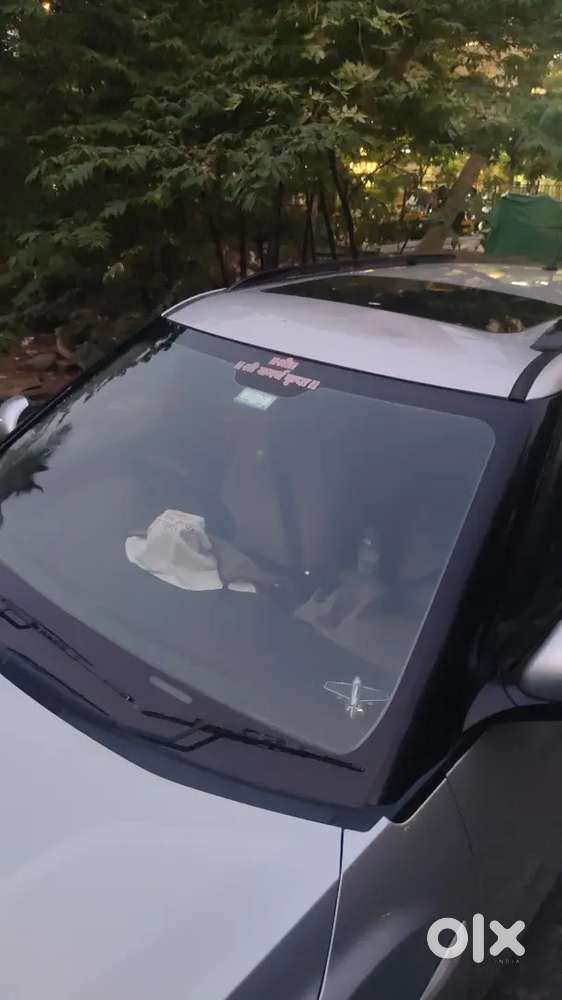 Mahindra Xuv300 2021 Petrol W6