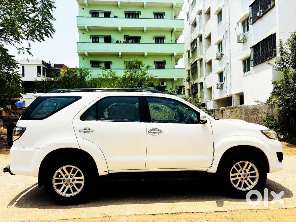 Toyota Fortuner, 2014