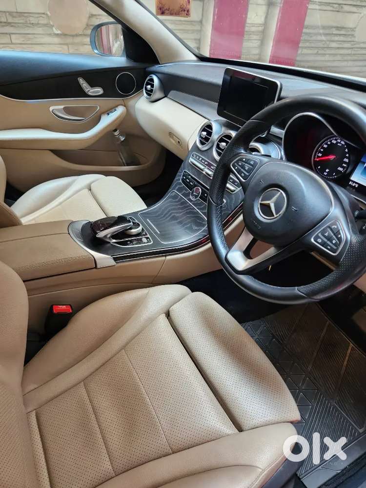 Mercedes-benz C-class 2019
