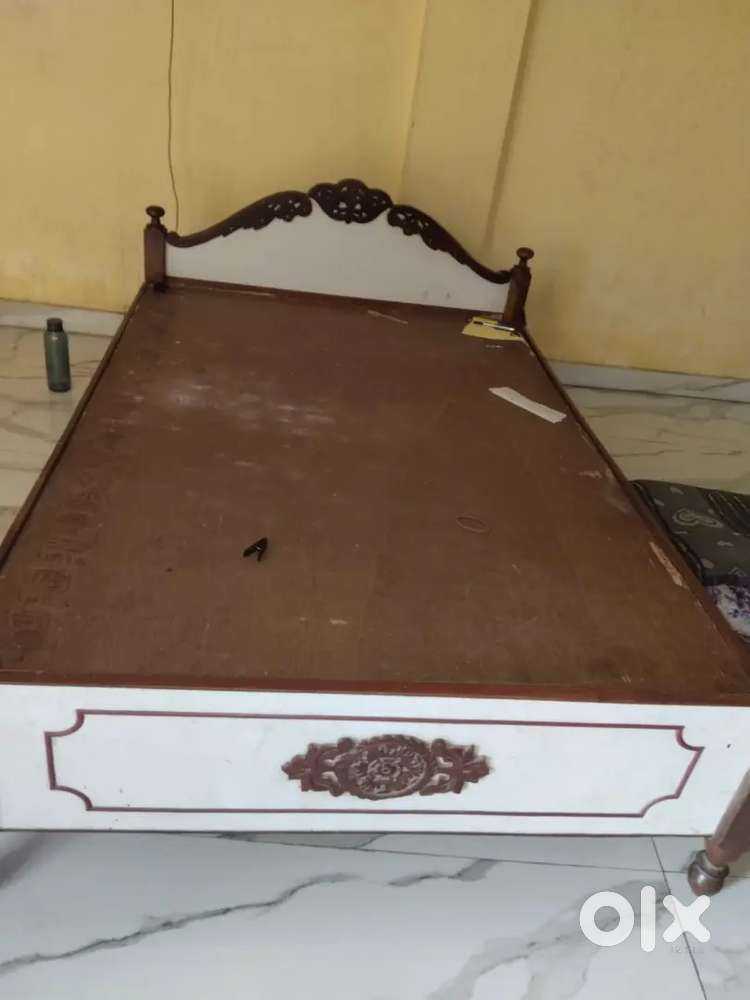 Solid Wood Double Bed - Beds & Wardrobes in Danish Square, Bhopal ...