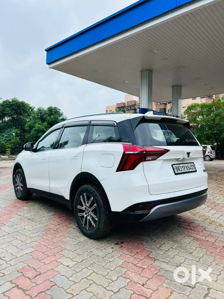 Mahindra Xuv700 2.2 Ax 7 Diesel Mt Luxury Pack Str, 2022, Diesel