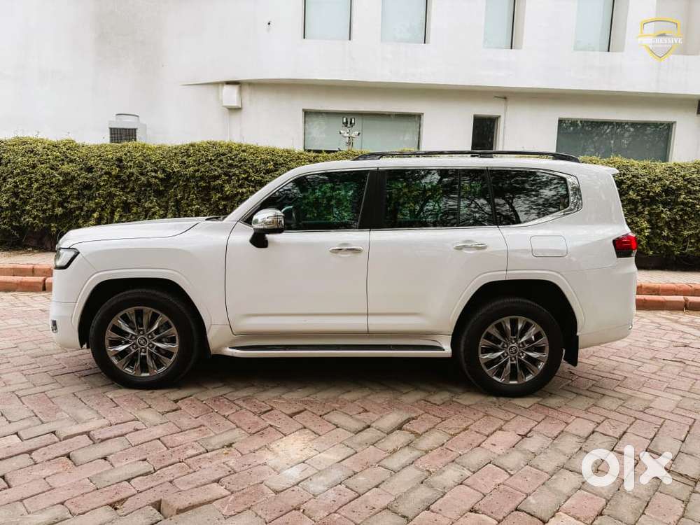 Toyota Land Cruiser 3.3 Zx Diesel, 2023, Diesel