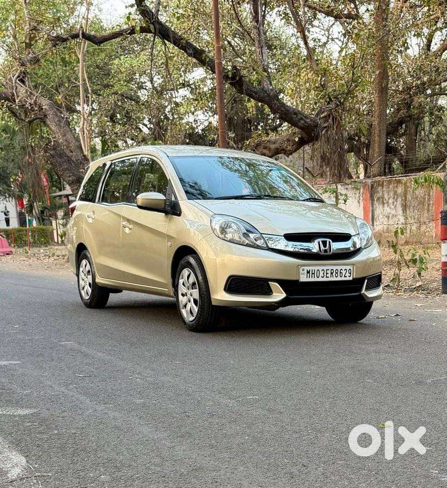 Honda Mobilio, 2014, Petrol