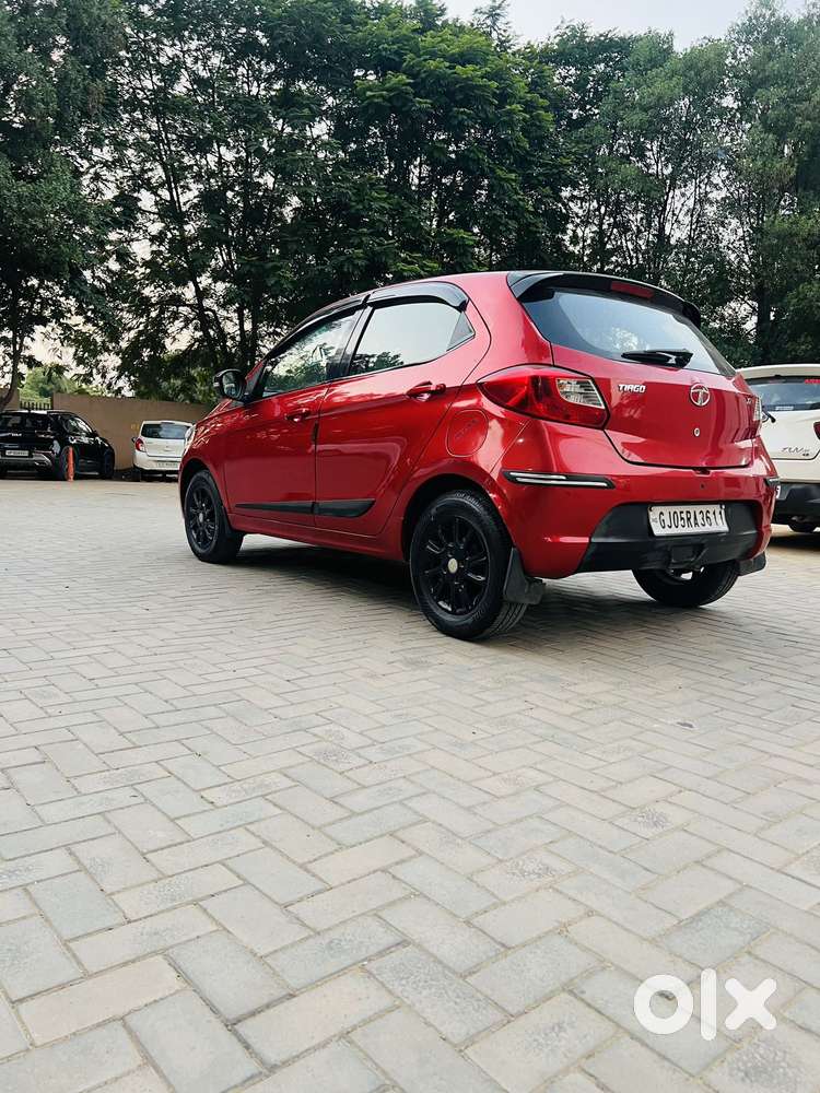 Tata Tiago 1.2 Revotron Xz (o), 2017, Petrol
