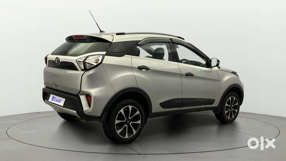 Tata Nexon 1.5 Revotorq Xma Amt (s), 2021, Petrol