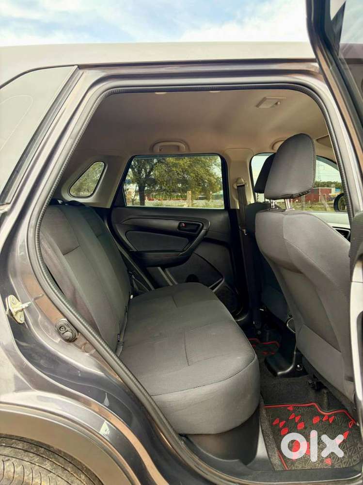 Maruti Suzuki Brezza 1.5 Lxi Smart Hybrid, 2022, Petrol