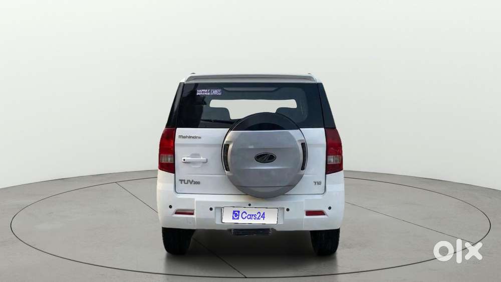 Mahindra Tuv 300 T10, 2018, Diesel