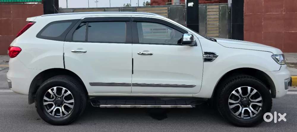 Ford Endeavour Titanium 2.2 4x2, 2019, Diesel