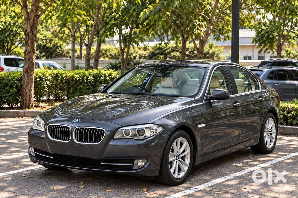 2011 Bmw 5 Series 523i Sports Petrol Mh12 Vip