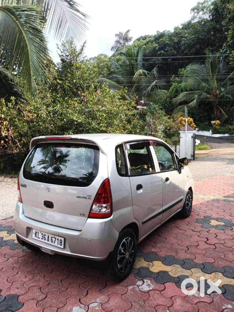 Maruti Suzuki Zen Estilo Lxi Bs Iv, 2010, Petrol