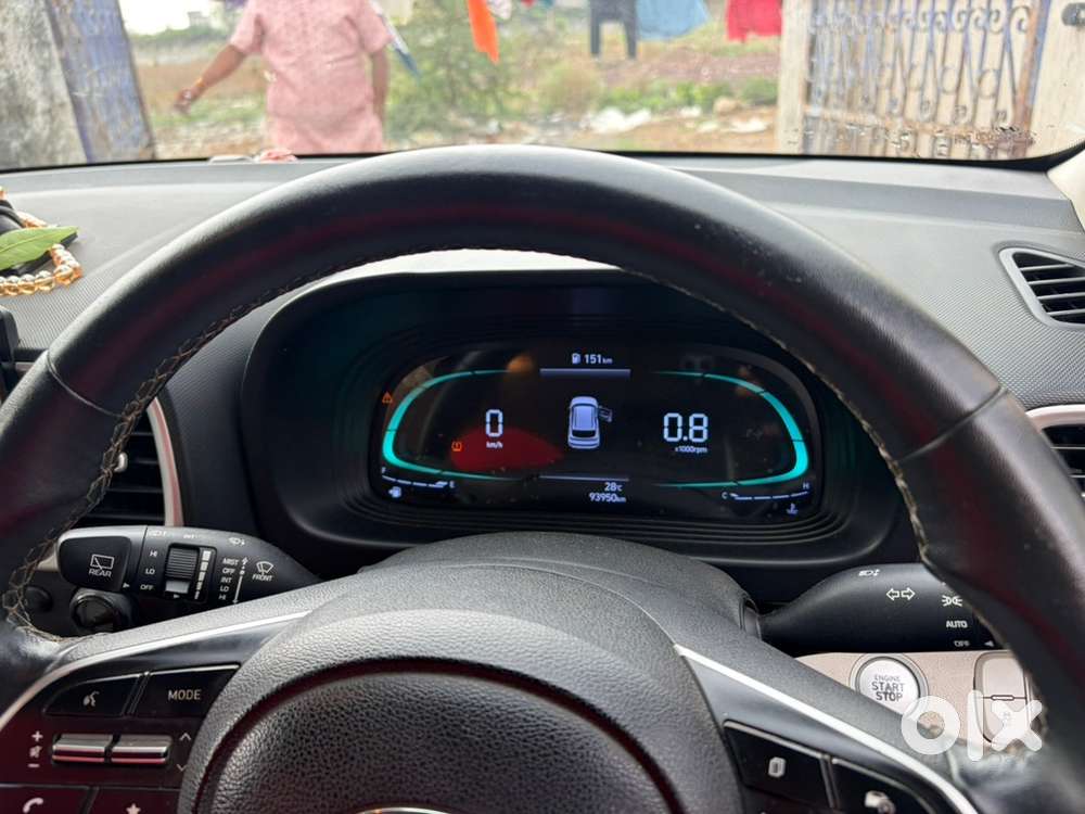 Hyundai Venue 2022 Diesel Well Maintained