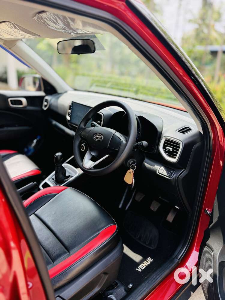 Hyundai Venue E 1.2 Petrol, 2019, Petrol