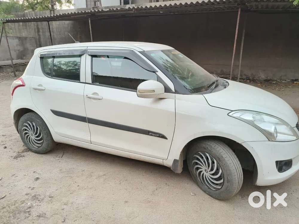 Maruti Suzuki Swift 2014 Diesel 105000 Km Driven