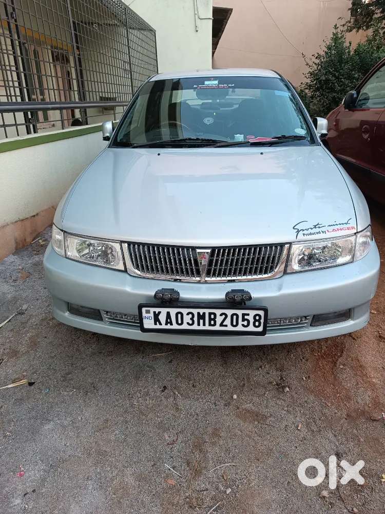 Mitsubishi Lancer Le Modal Petrol Vehicle