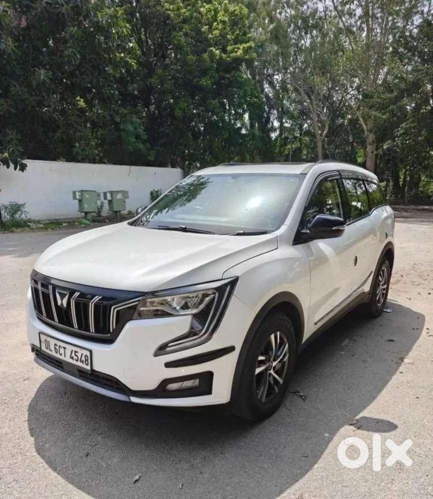 Mahindra Xuv700 2.0 Ax 5 Petrol Mt Str, 2023, Petrol