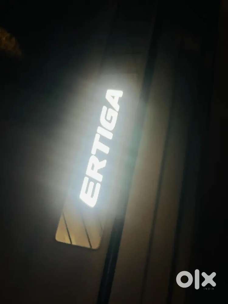 Maruti Suzuki Ertiga 2023 Petrol 22700 Km Driven Zxi Excellent