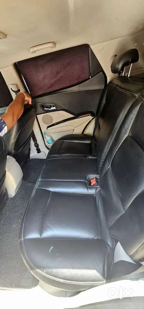 Selling Xuv300 W8 Diesel W8 January 2023 Make