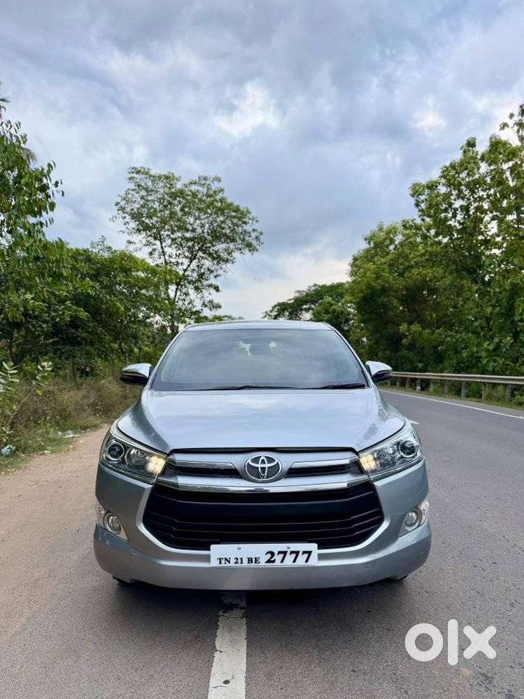 Toyota Innova Crysta 2.4 V 8 Str, 2017, Diesel