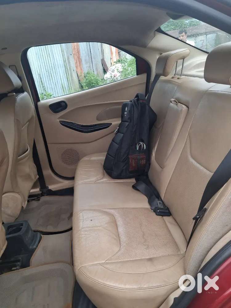 Ford Aspire Titanium Blu 2017