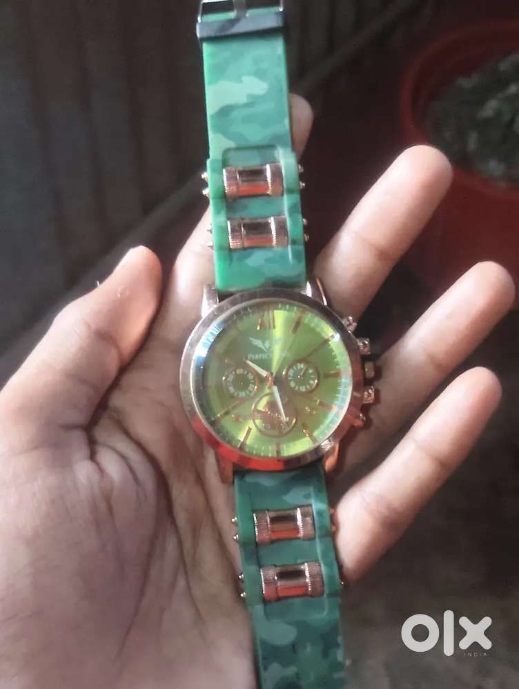Watch luxury purchase Kolkata triveni mall