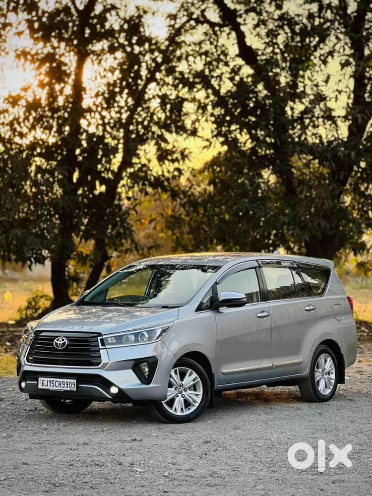 Toyota Innova Crysta