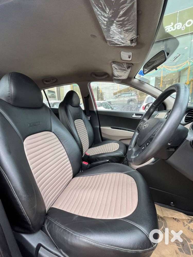 Hyundai Grand I10 Asta Option, 2017, Petrol