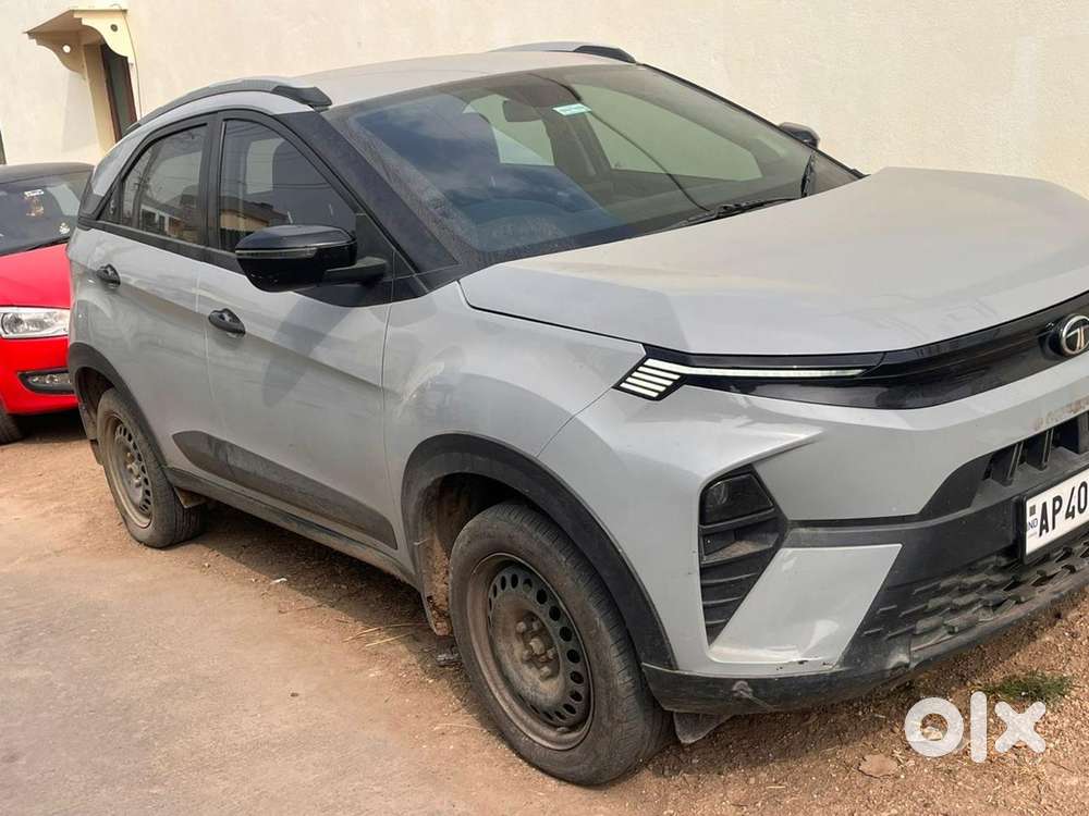 Tata Nexon Petrol 2024