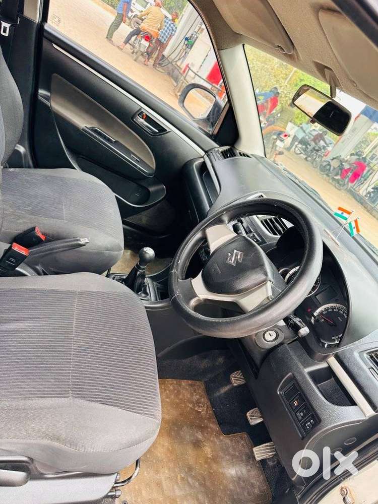 Maruti Suzuki Swift Vxi, 2017, Petrol