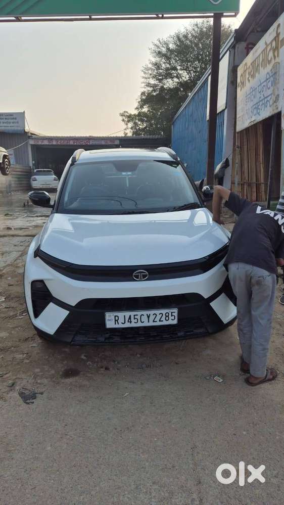 Tata Nexon Pure 2023