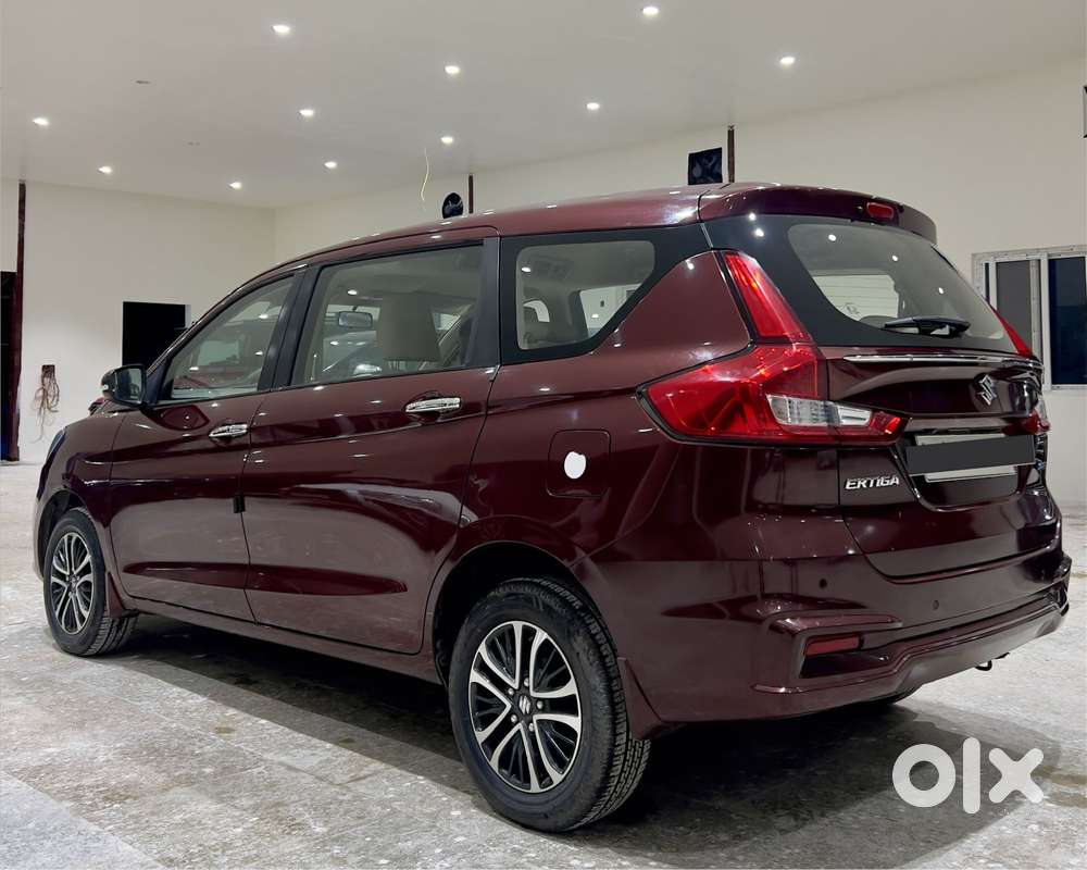 Maruti Suzuki Ertiga Zxi Plus Shvs, 2022, Petrol