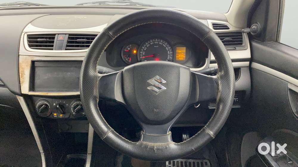 Maruti Suzuki Swift Lxi, 2015, Petrol