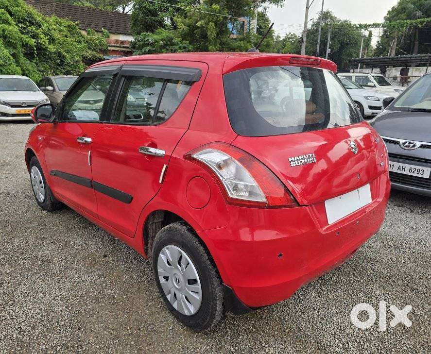 Maruti Suzuki Swift Vxi + Manual, 2015, Petrol