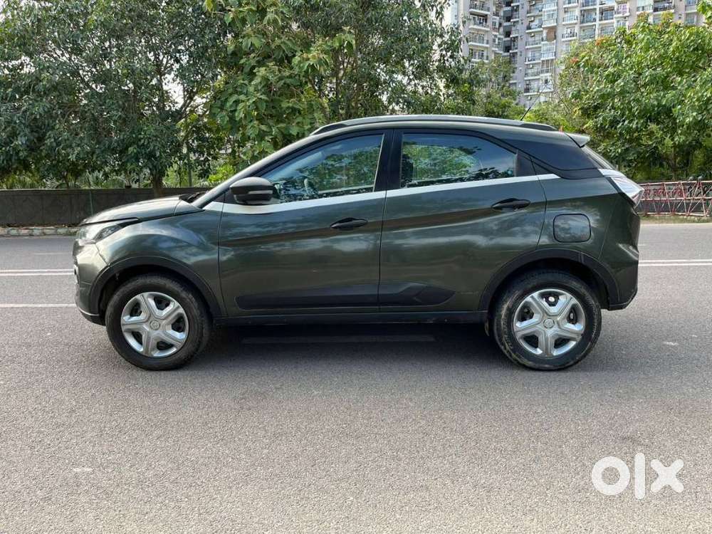 Tata Nexon 1.2 Revotron Xma Amt (s), 2021, Petrol