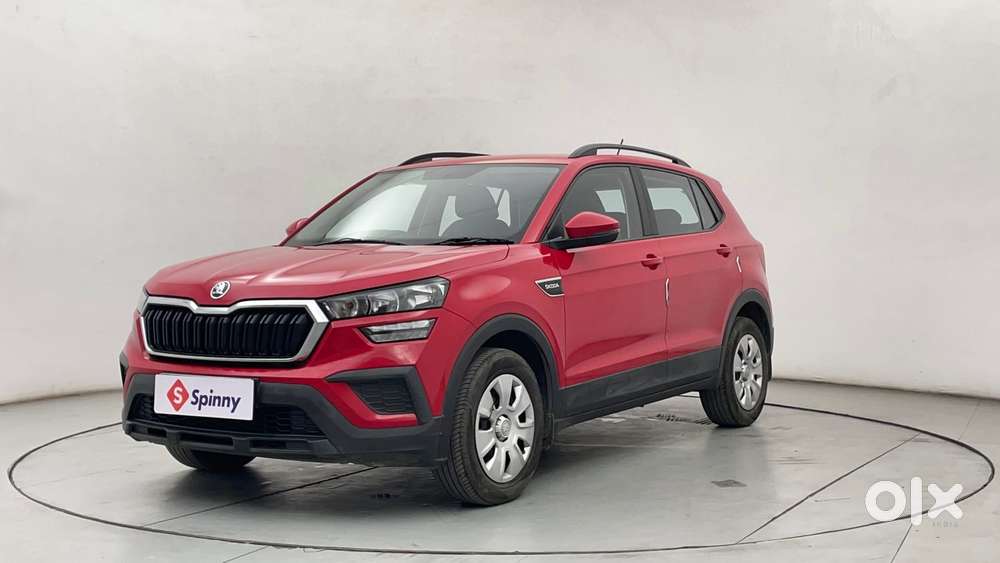 Skoda Kushaq Active 1.0 Tsi Mt, 2023, Petrol