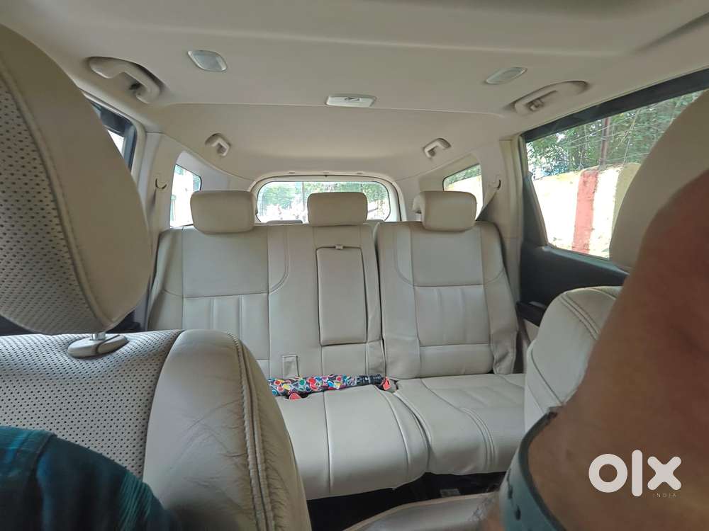 Mahindra Xuv500 At W10 Fwd, 2017, Diesel