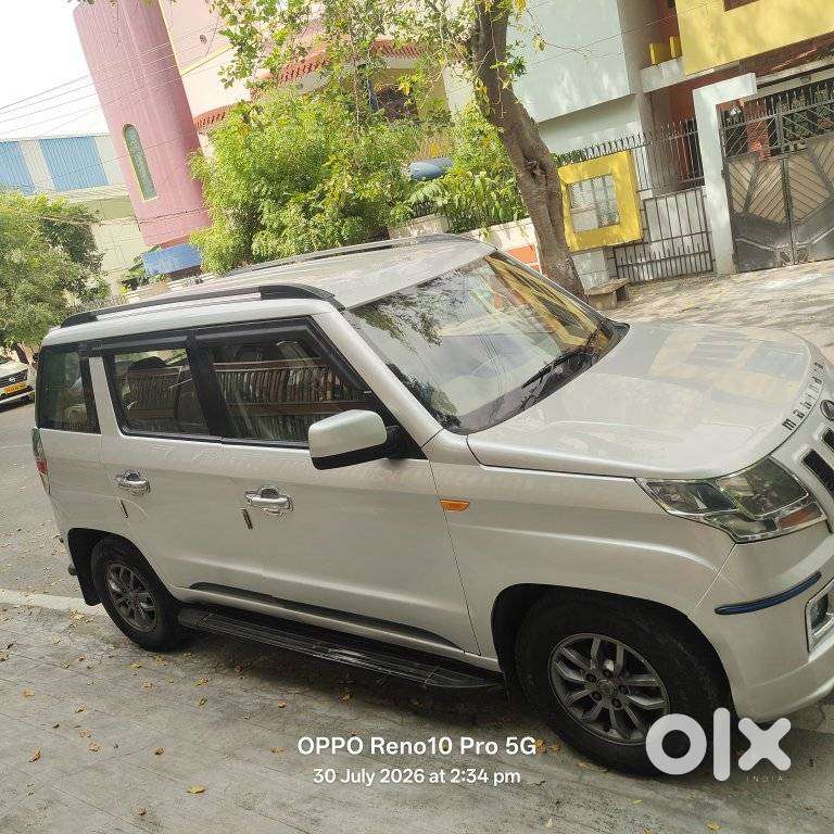 Mahindra Tuv 300 T10, 2018, Diesel