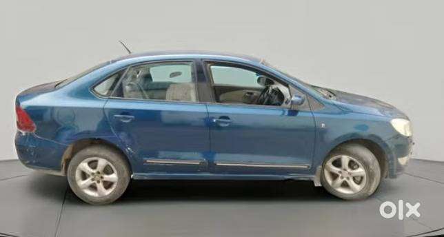 Skoda Rapid 2012