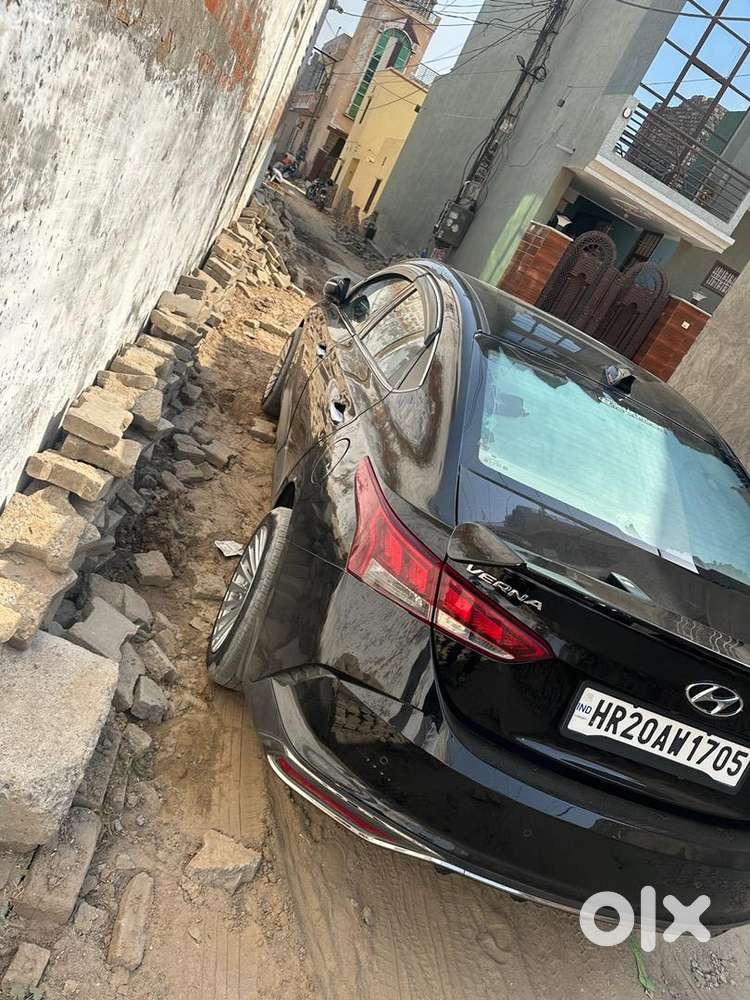 Hyundai Petrol Manual 2023