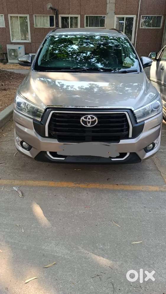 Toyota Innova Crysta
