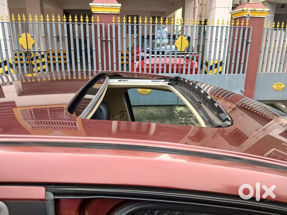 Honda City V At Sunroof I-vtec, 2016, Petrol