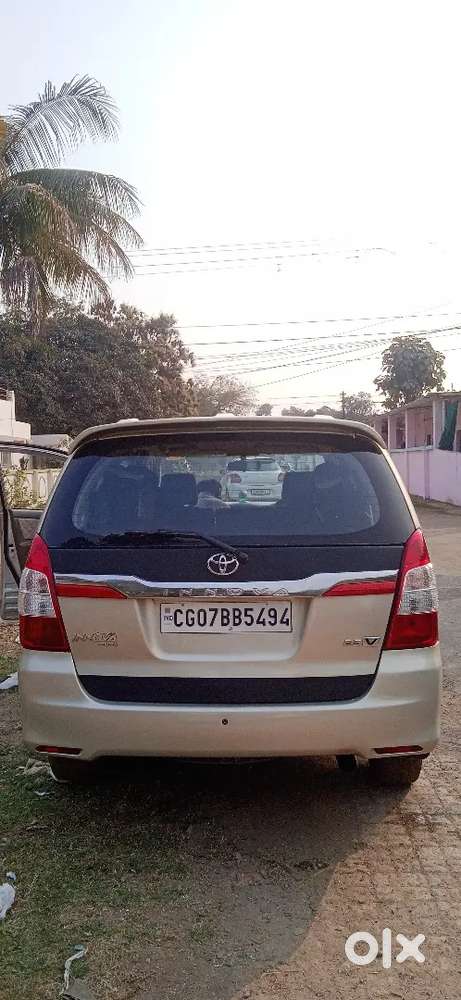 Toyota Innova 2016 Diesel 110000 Km Driven