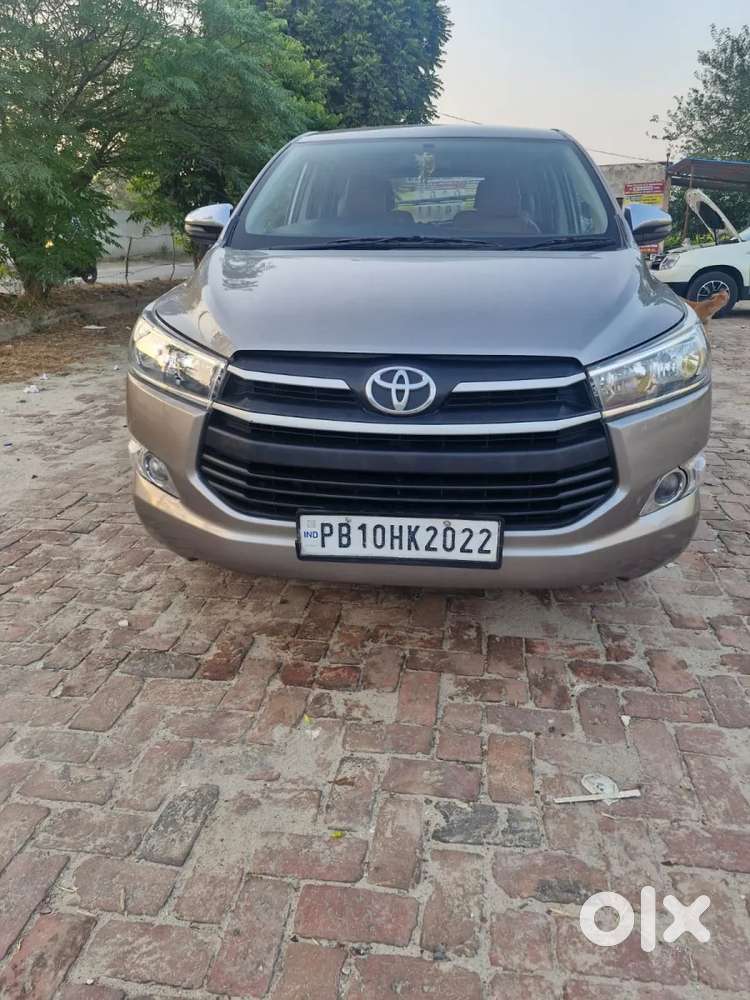 Toyota Innova Crysta [2020-ongoing] 2.7 Gx At 7 Str, 2020, Petrol