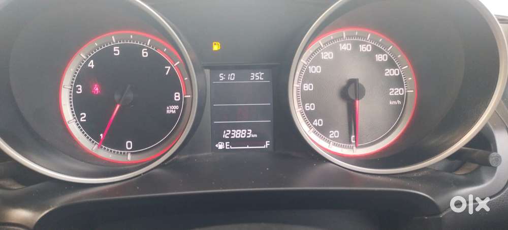 Maruti Suzuki Swift Zxi, 2022, Petrol