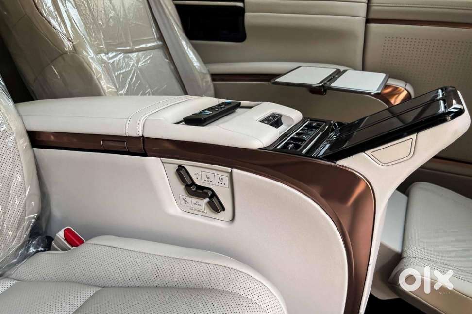 Lexus Lm 350h 4 Str Ultra Luxury, 2025, Petrol
