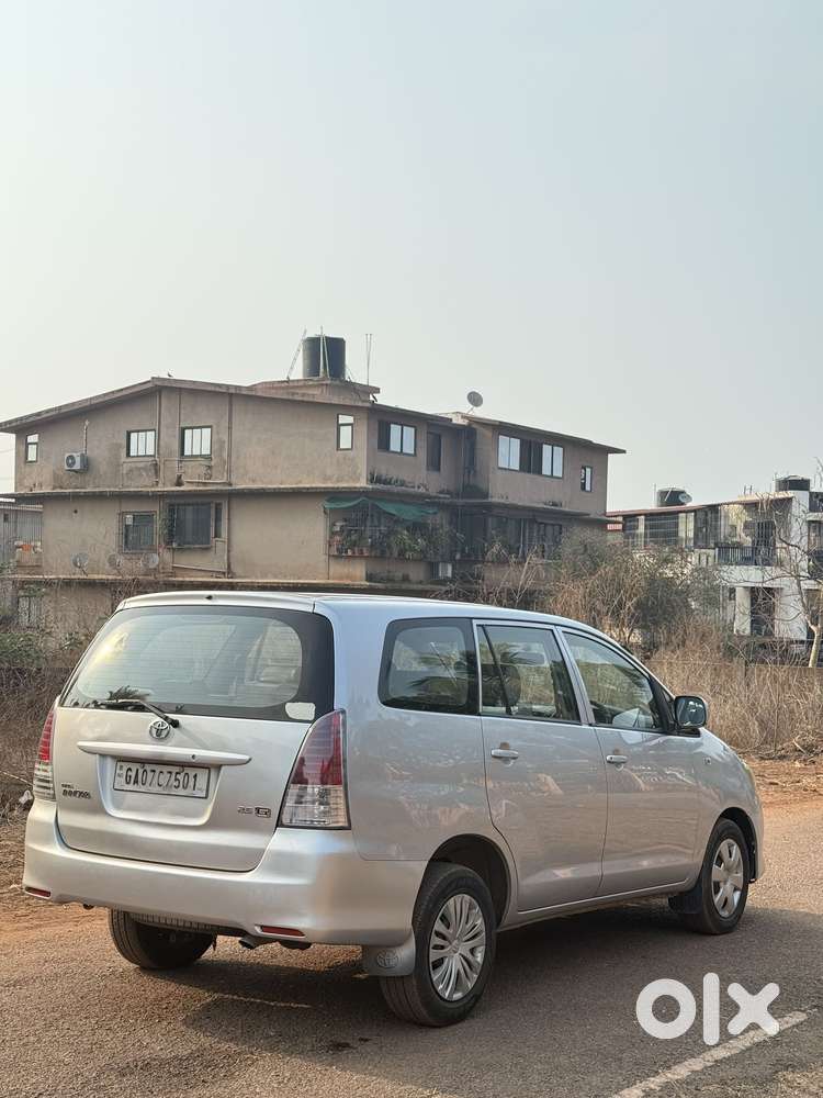 Toyota Innova 2.5 Gx 8 Str Bs-iii, 2009, Diesel