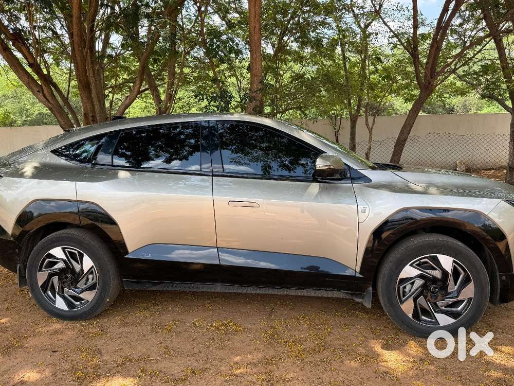 Mahindra Xev 9e 2025 Electric 34000 Km Driven