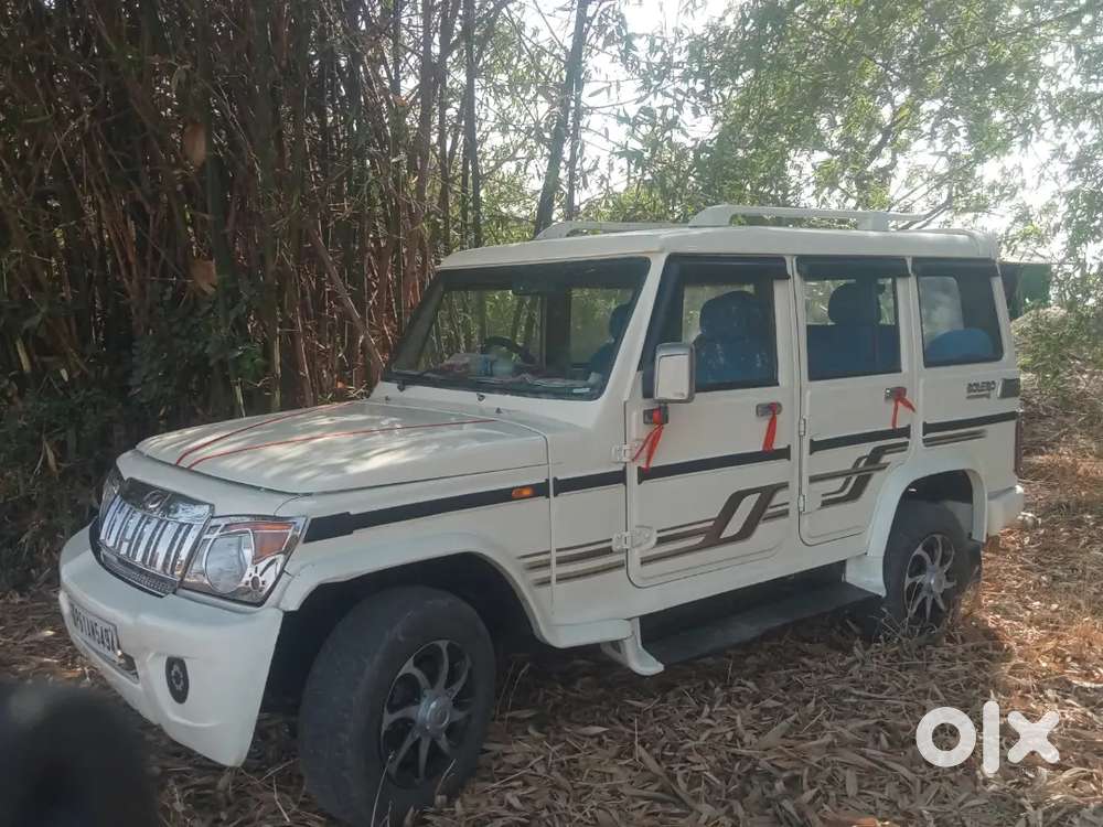 Mahindra Bolero Neo Plus 2009