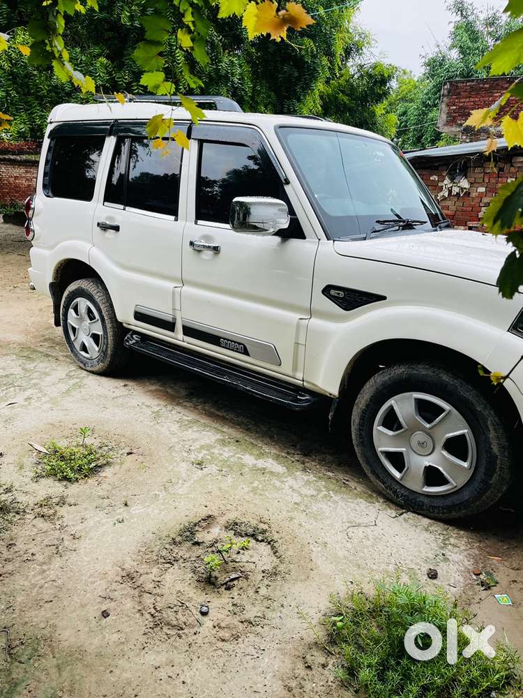 Mahindra Scorpio 2018 Diesel Well Maintained