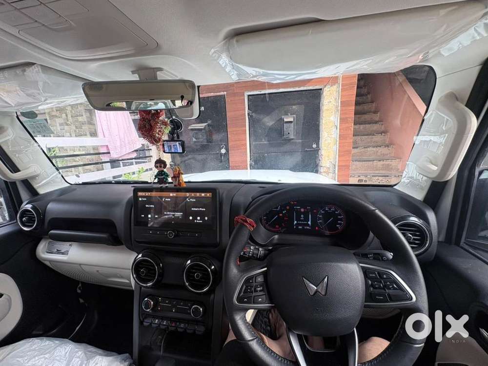 Mahindra Petrol Car 2025